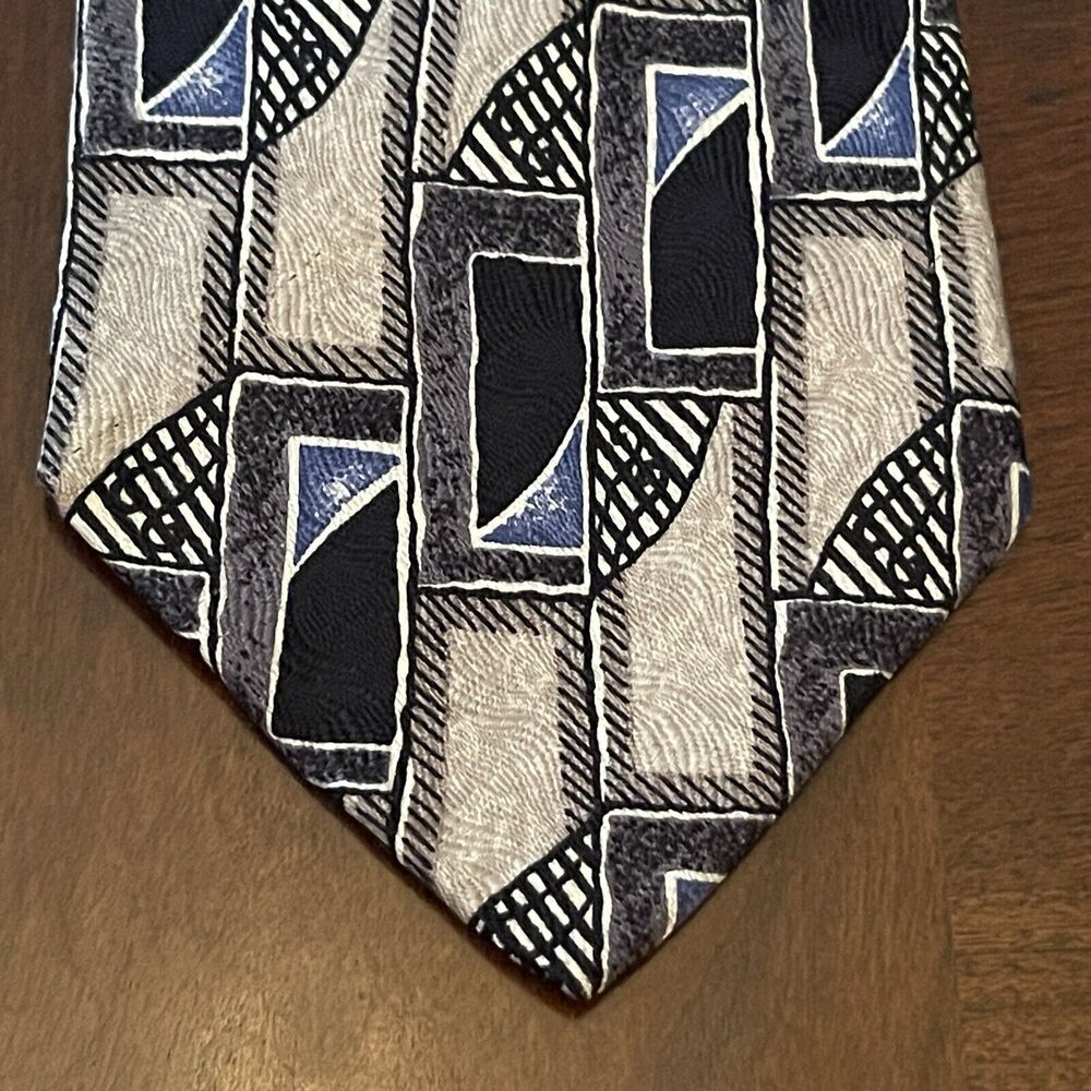 Today’s Man 100% Silk Men’s Neck Tie Made In Italy